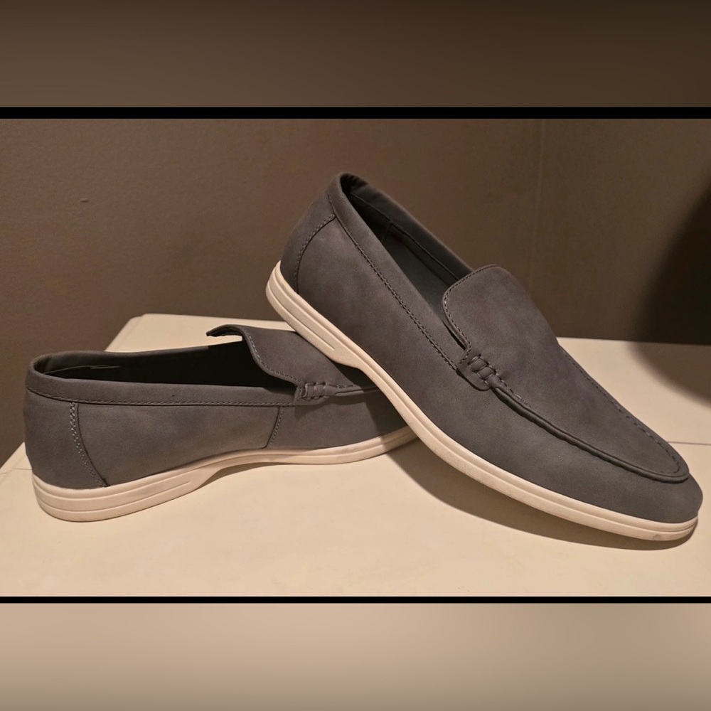 Alfani Men’s Grey Porter Loafers Slip on Dress shoe Size 10 like new